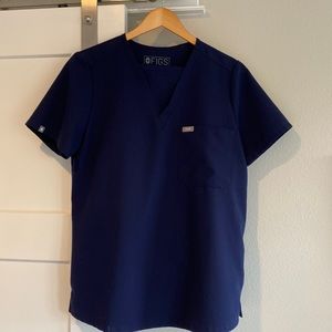 Catarina One Pocket Scrub Top
